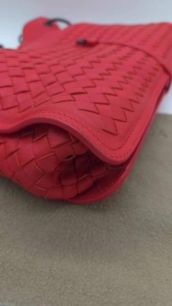 Bottega Veneta La Belle Vie Beverly Bag Vesuvio Red Intrecciato Leather, photo 14 of 24