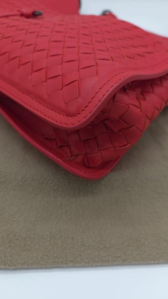 Bottega Veneta La Belle Vie Beverly Bag Vesuvio Red Intrecciato Leather, photo 15 of 24