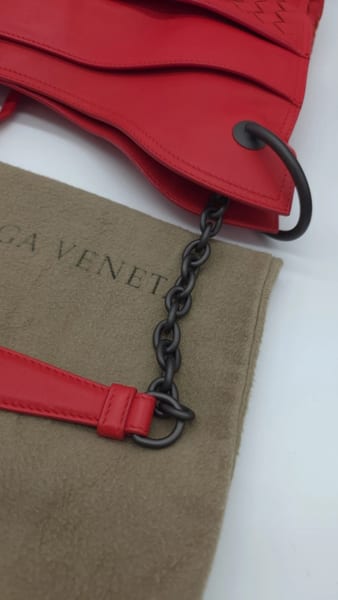 Bottega Veneta La Belle Vie Beverly Bag Vesuvio Red Intrecciato Leather, photo 17 of 24