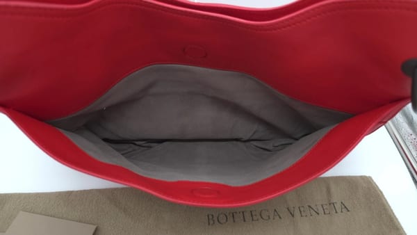 Bottega Veneta La Belle Vie Beverly Bag Vesuvio Red Intrecciato Leather, photo 19 of 24