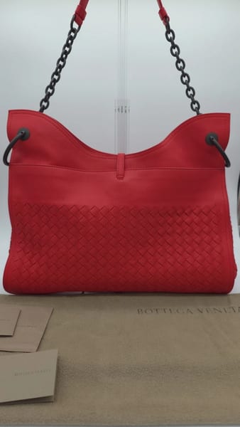 Bottega Veneta La Belle Vie Beverly Bag Vesuvio Red Intrecciato Leather, photo 7 of 24