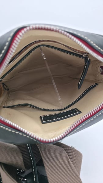Dooney & Bourke Vintage Medium Carrier Bag, photo 7 of 8